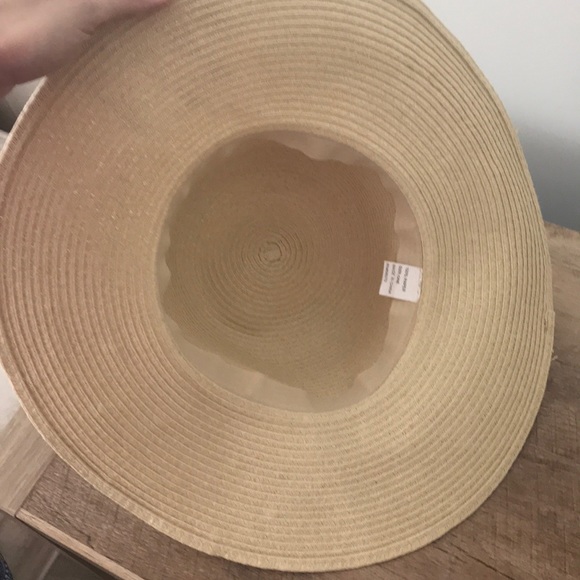 Summer hat ! - Picture 3 of 4